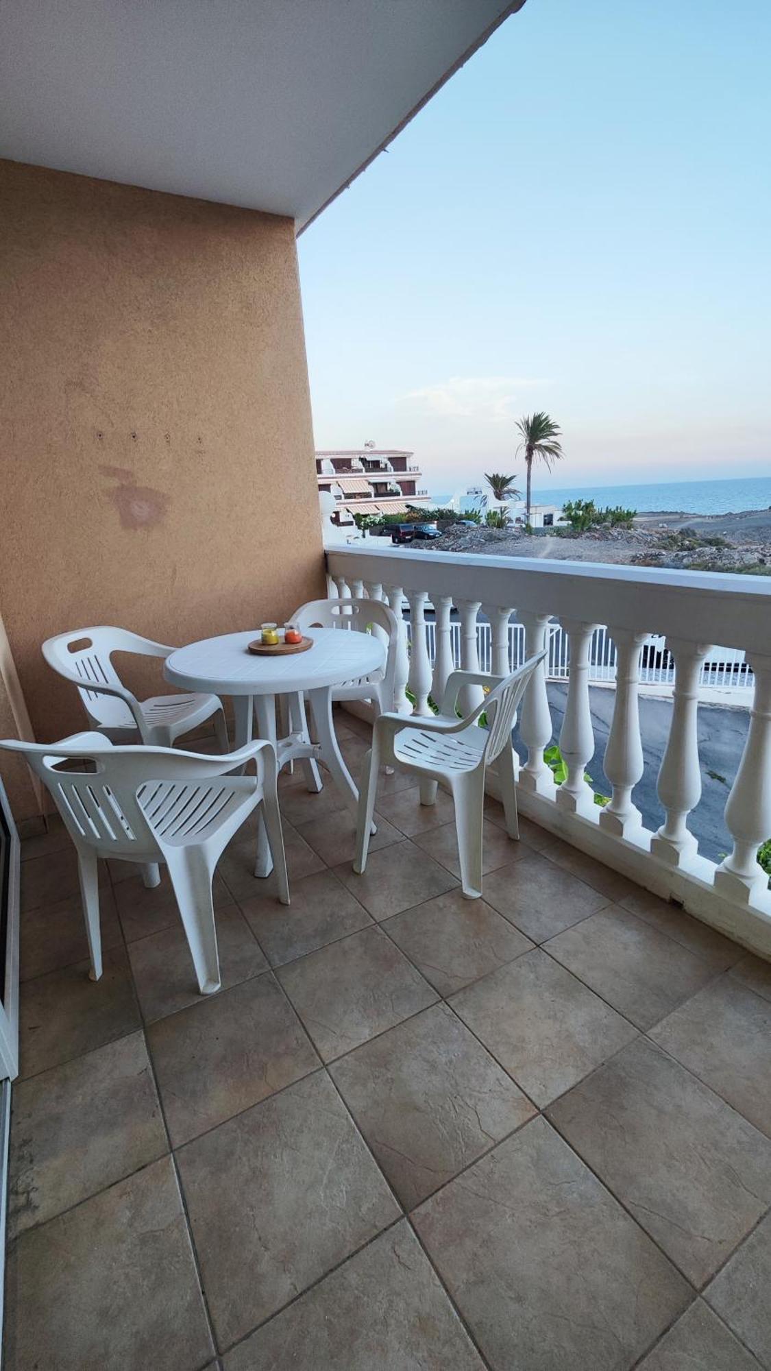 Encantador Estudio Con Terraza Privada Y Espectaculares Vistas Al Mar En Costa Del Silencio, Cerca De Los Cristianos Luaran gambar