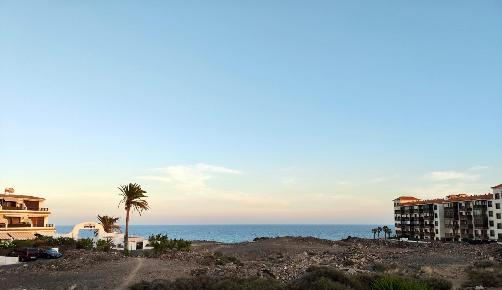 Encantador Estudio Con Terraza Privada Y Espectaculares Vistas Al Mar En Costa Del Silencio, Cerca De Los Cristianos Luaran gambar